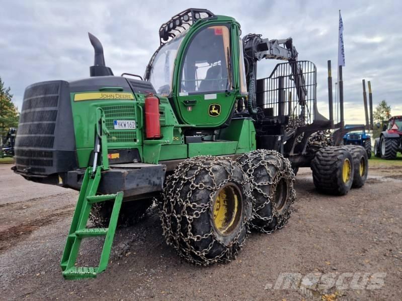 John Deere 1110 G Forwarder