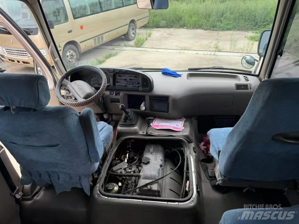 Toyota Coaster Überlandbusse