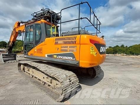 Doosan DX 225 LC Raupenbagger