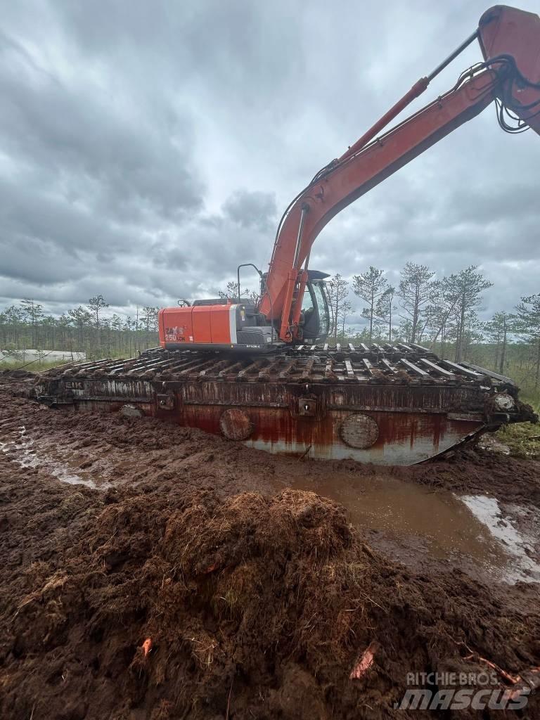 Hitachi 250 Amphibienbagger