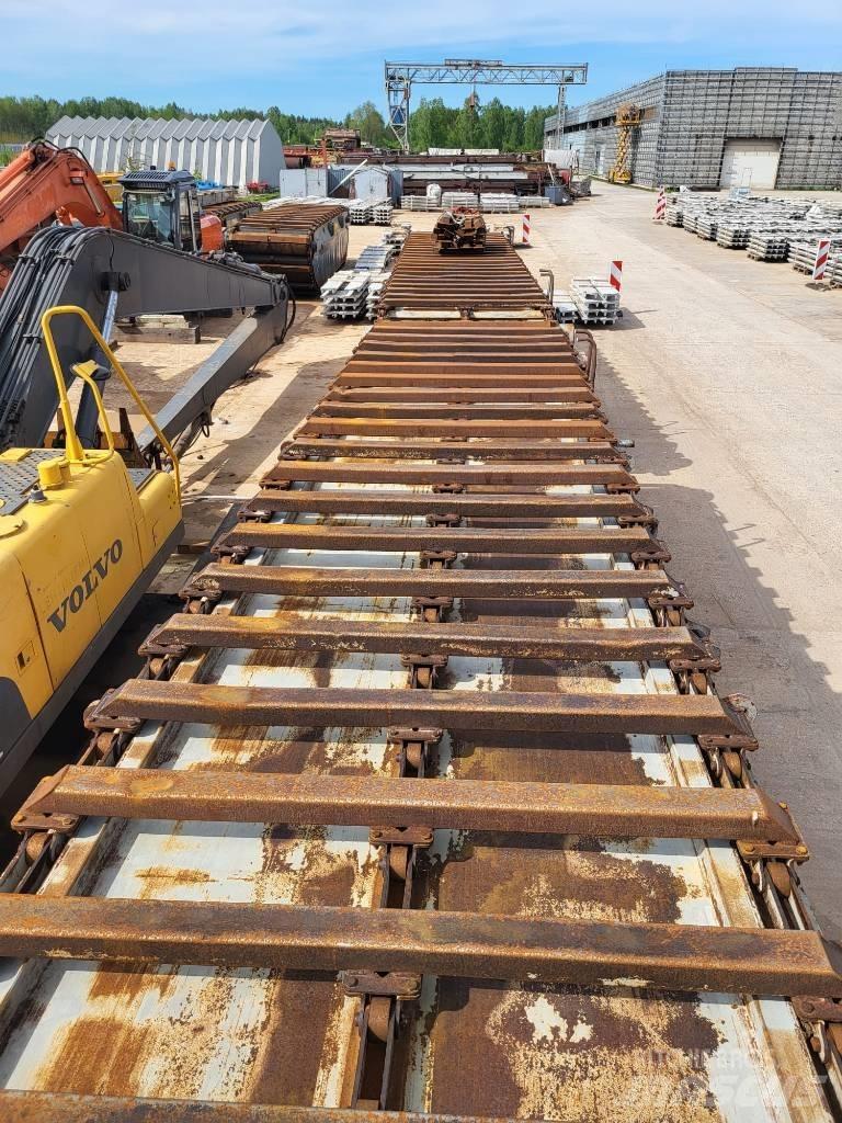 Hitachi 250 Amphibienbagger