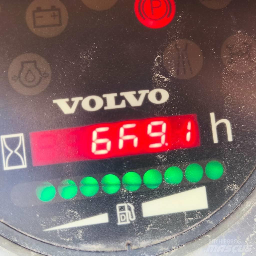 Volvo DD 25 Tandemwalzen