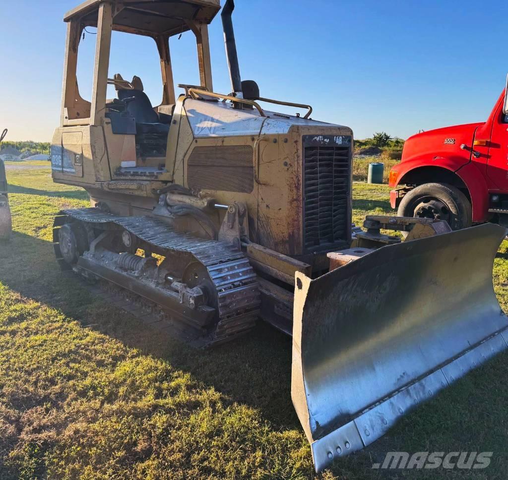 CAT D 3 G Bulldozer