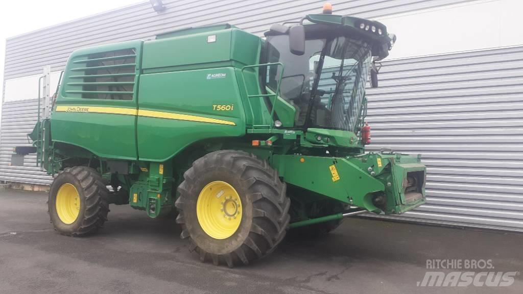 John Deere T 560 i Mähdrescher