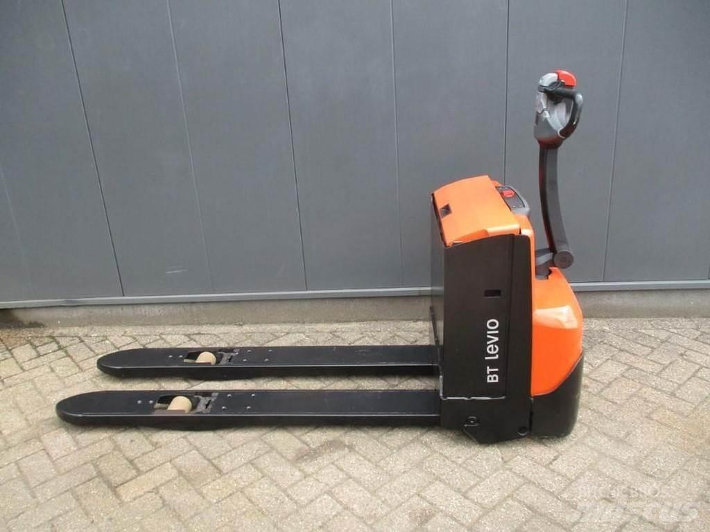 BT LWE 180 Niedergabelstapler