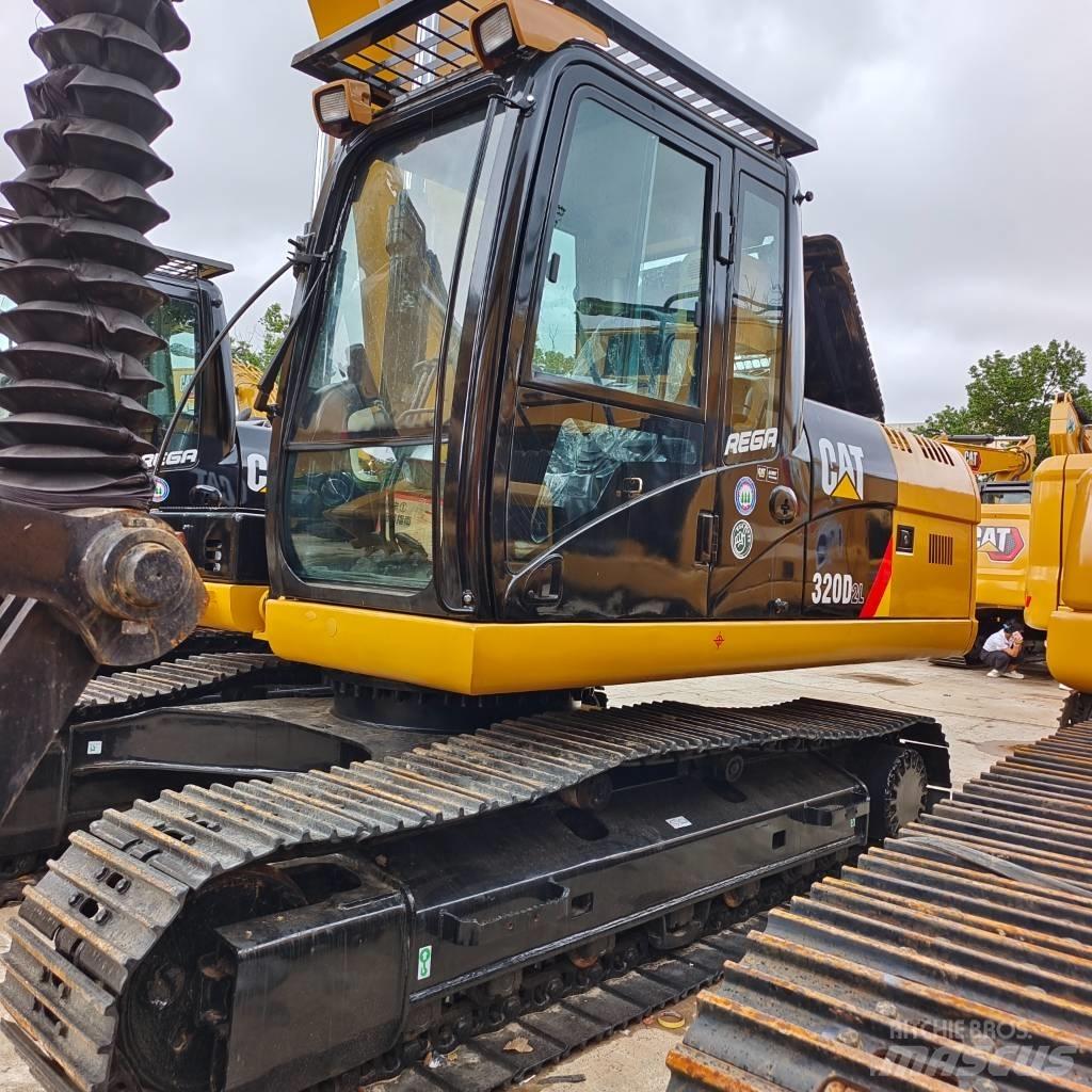 CAT 320D Raupenbagger