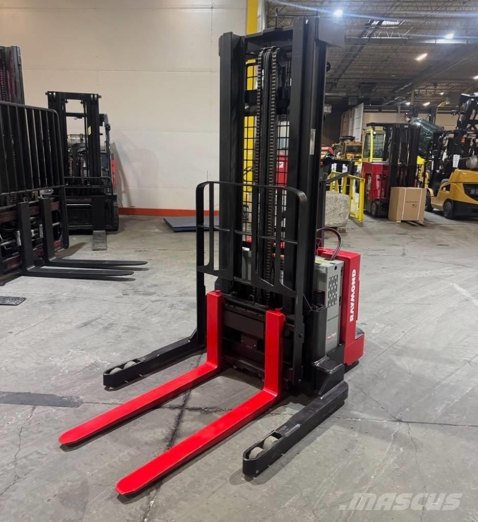 Raymond RSS40 Selbstfahrstapler