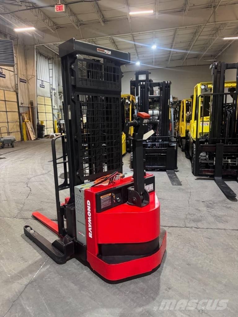 Raymond RSS40 Selbstfahrstapler