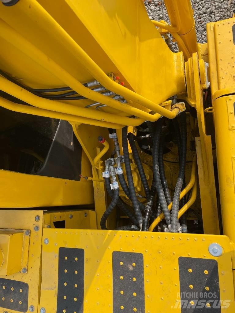 Komatsu PC 200-8 Raupenbagger
