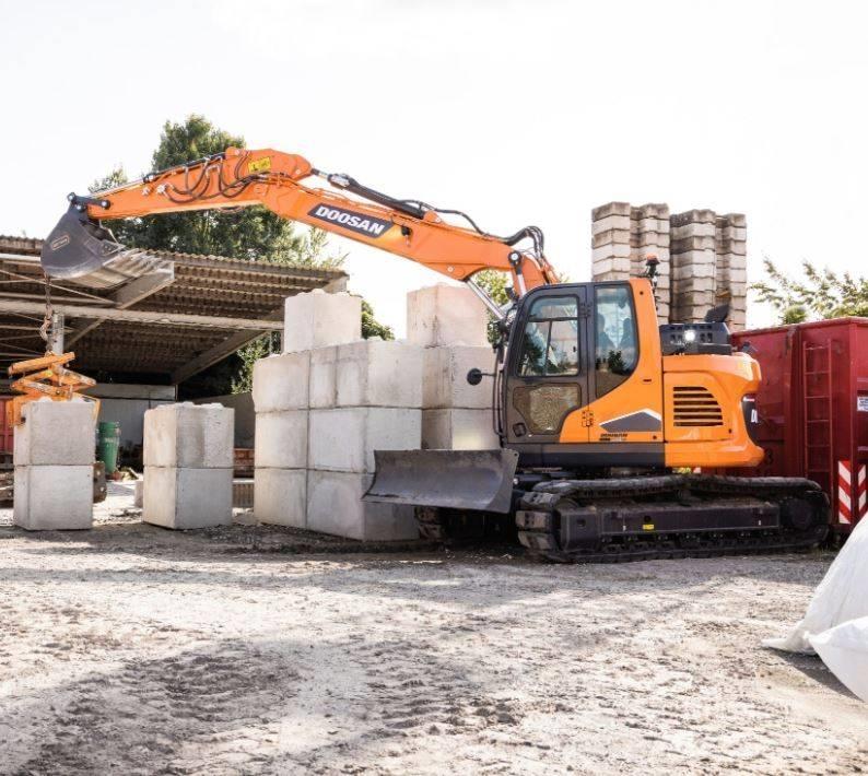 Develon DX140LCR-7 Raupenbagger