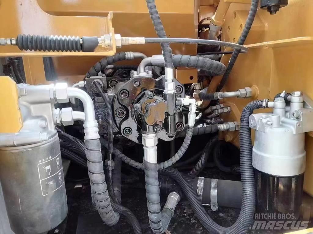 Sany SY135C Raupenbagger