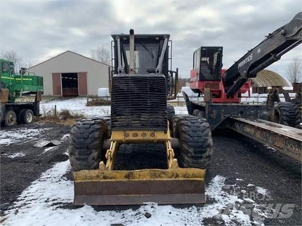 CAT 574 Forwarder