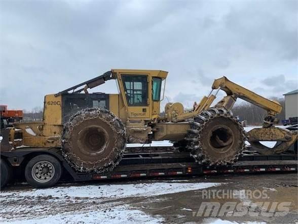 Tigercat 620C Stammholzschlepper