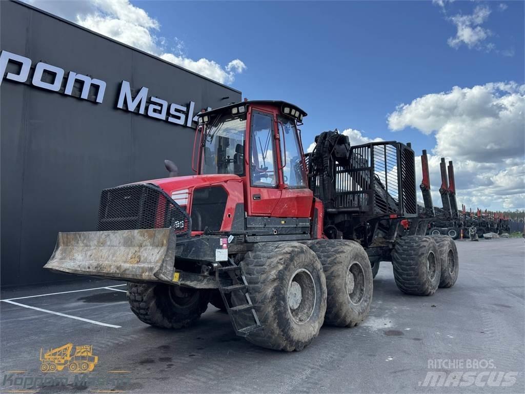 Komatsu 895 Forwarder