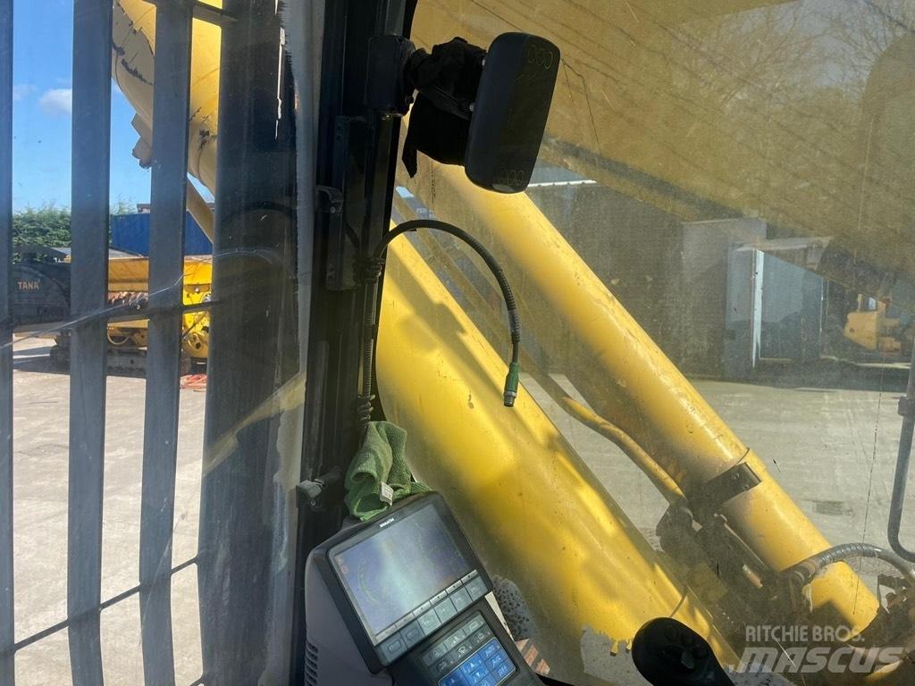 Komatsu PC490LC -10 Raupenbagger