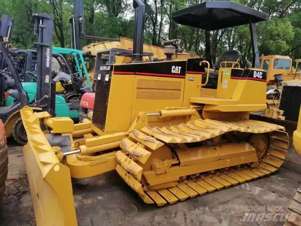 CAT D 4 C Bulldozer