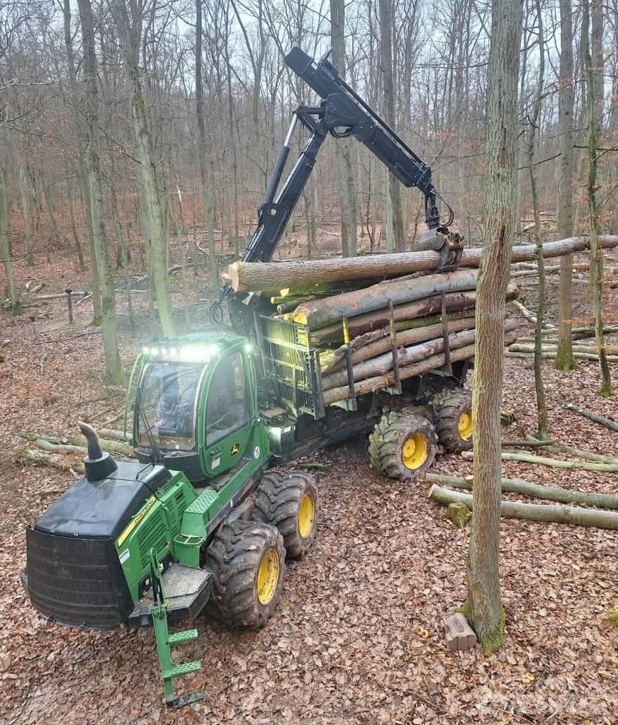 John Deere 1210 G Forwarder
