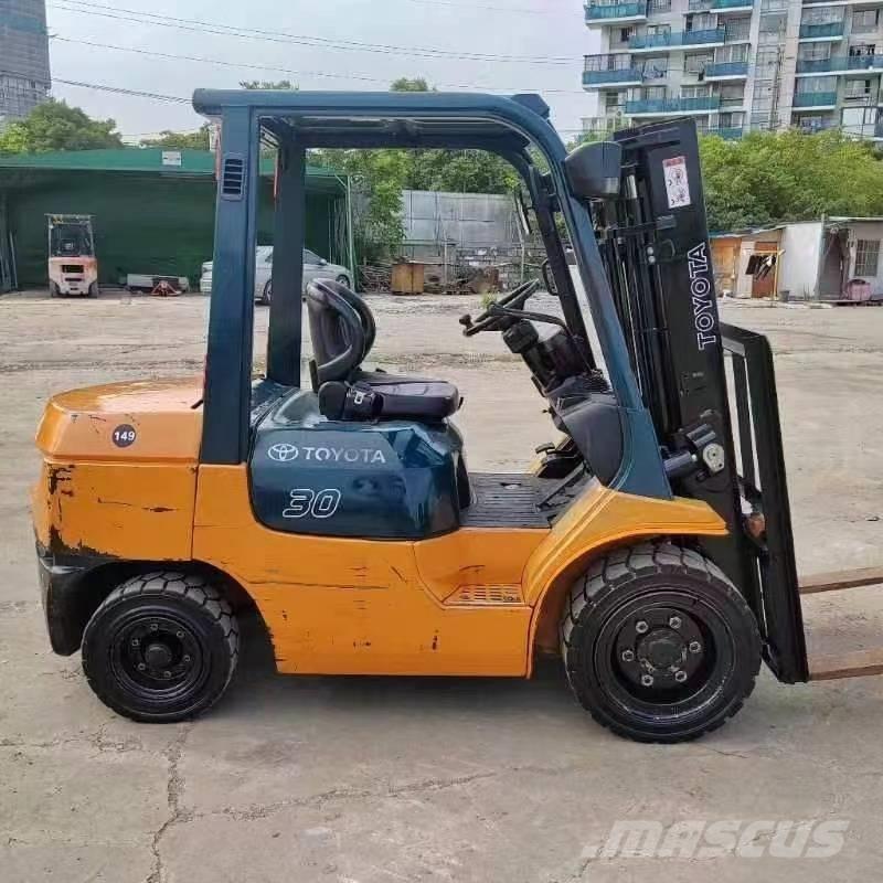 Toyota FD 30 Dieselstapler