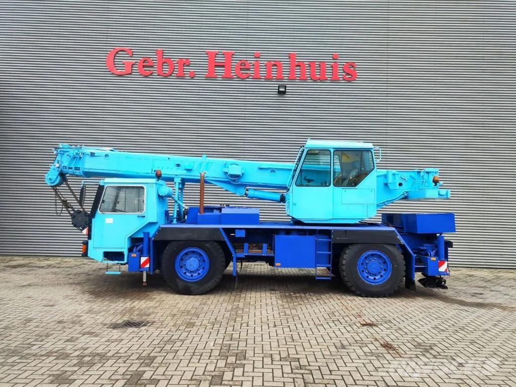Liebherr LTM 1025 All-Terrain-Krane