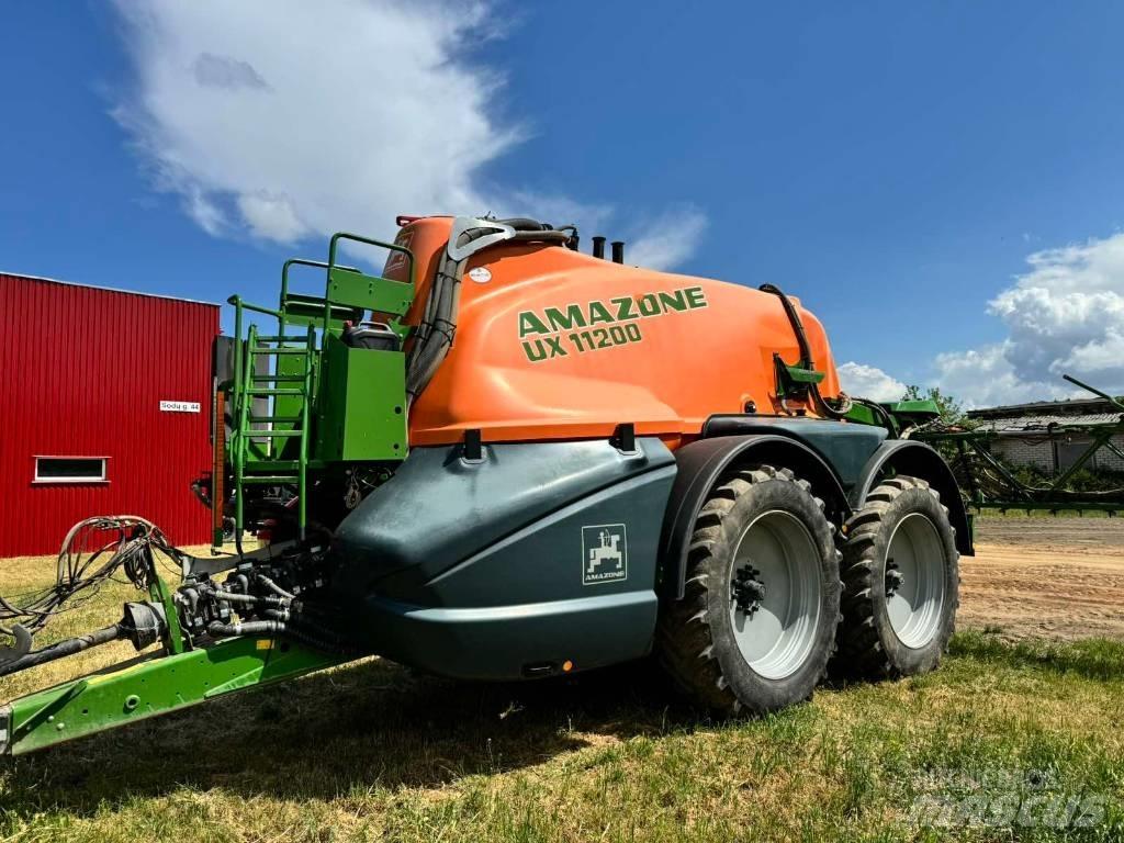 Amazone UX 11200 Anhängespritzen
