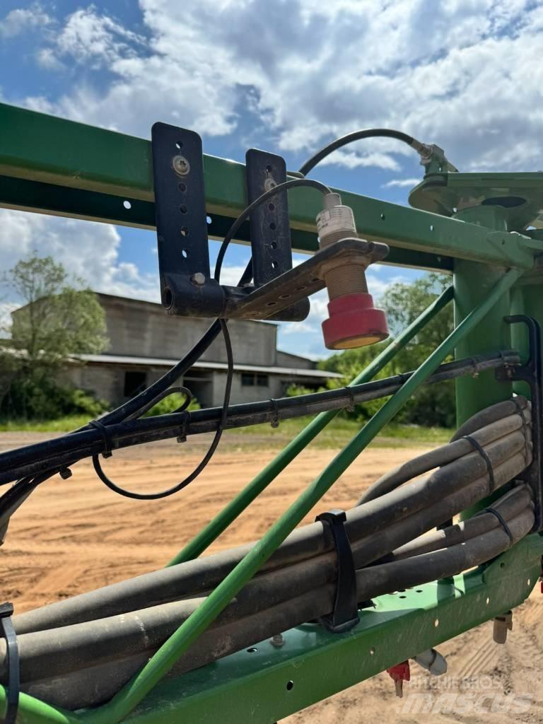 Amazone UX 11200 Anhängespritzen