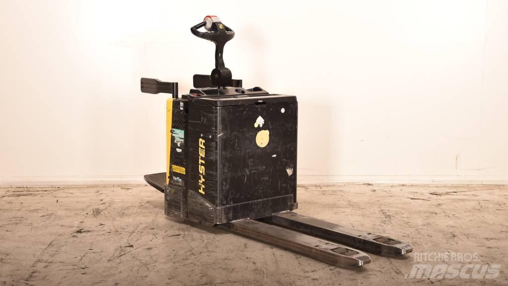 Hyster P 2.0 S Gabelstapler mit Fahrerstand