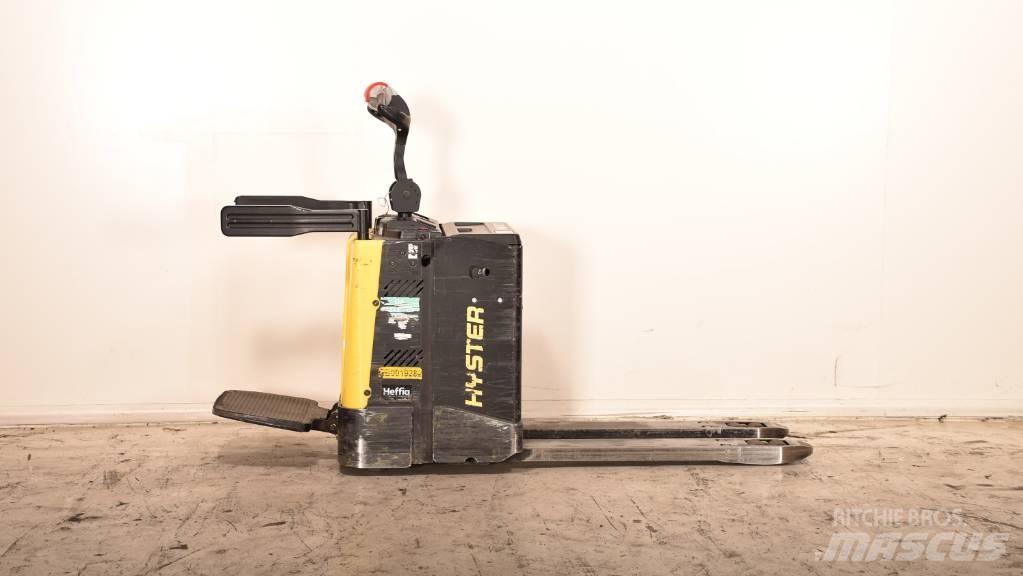 Hyster P 2.0 S Gabelstapler mit Fahrerstand