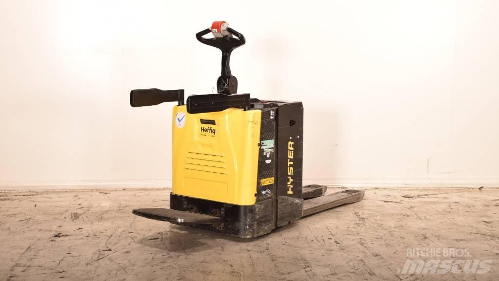 Hyster P 2.0 S Gabelstapler mit Fahrerstand