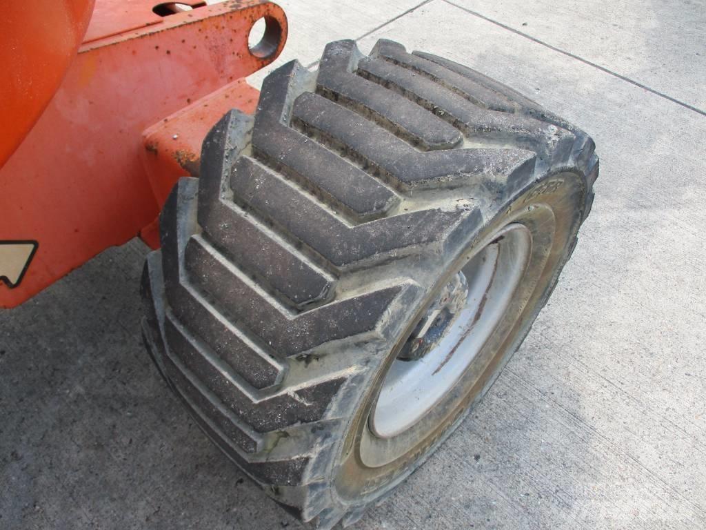 JLG 450 AJ (193) Kompakte selbstfahrende Hebebühnen