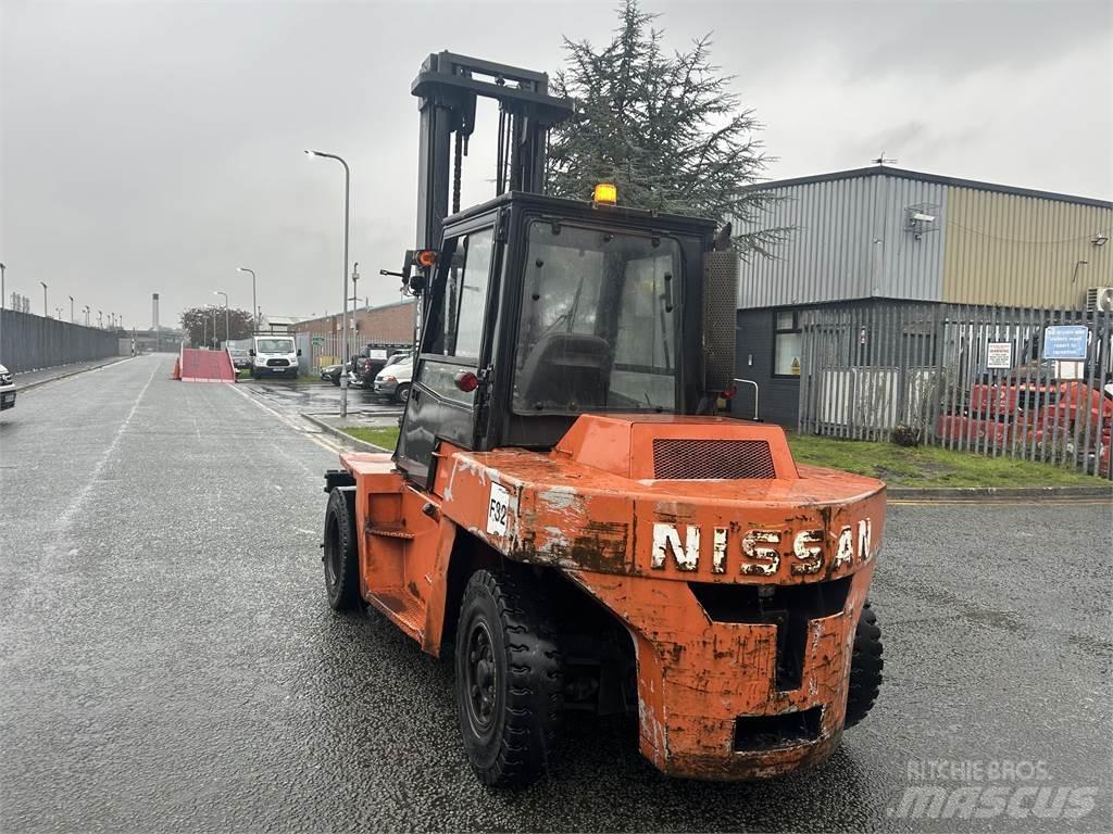 Nissan 20ZVF05H70U Dieselstapler