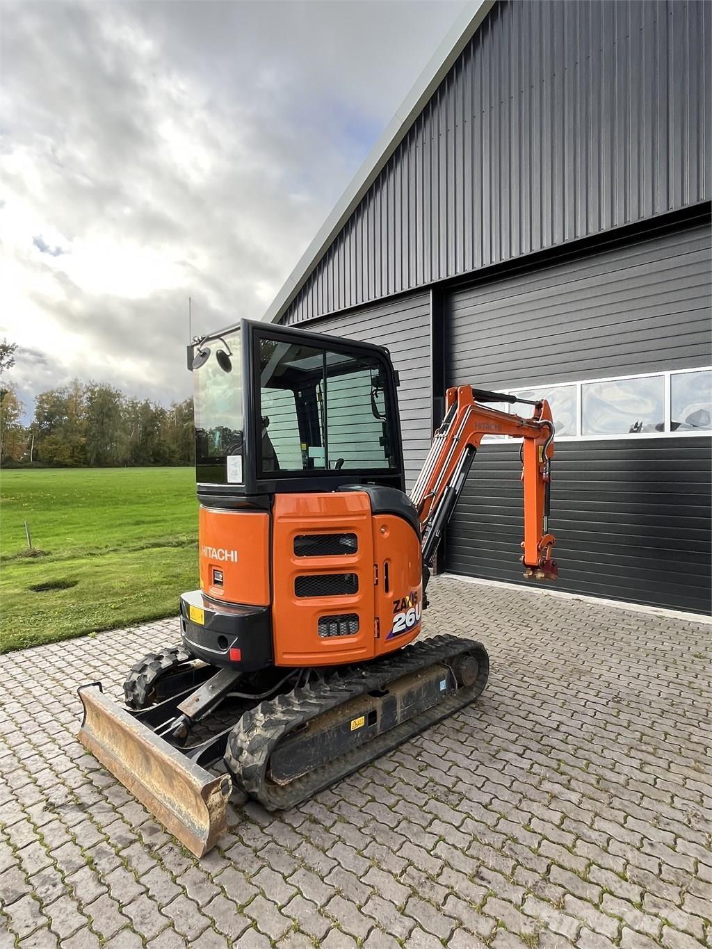 Hitachi ZX 26 U-6 CR Minibagger < 7t