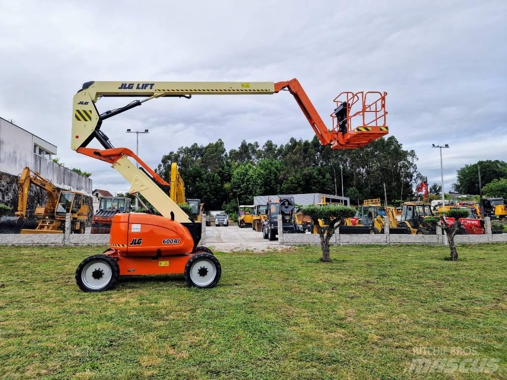 JLG 600 AJ Gelenkteleskoparbeitsbühnen