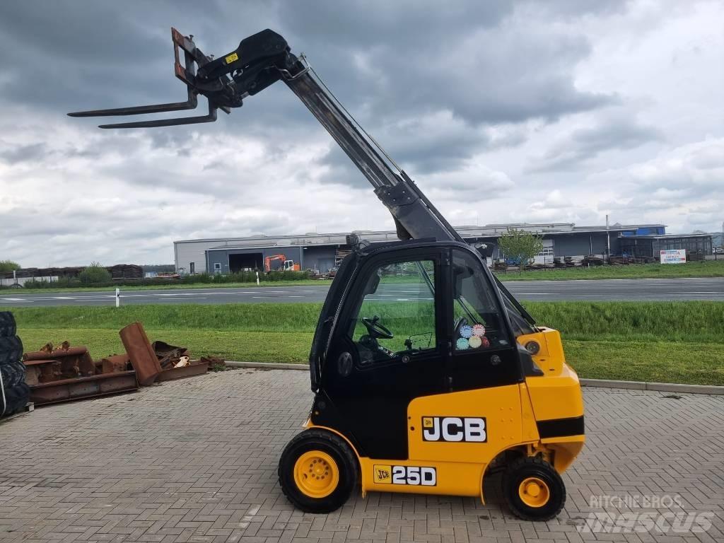 JCB TLT 25 D Teleskoplader
