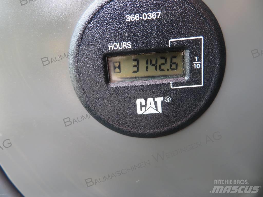 CAT 311 F LRR Raupenbagger