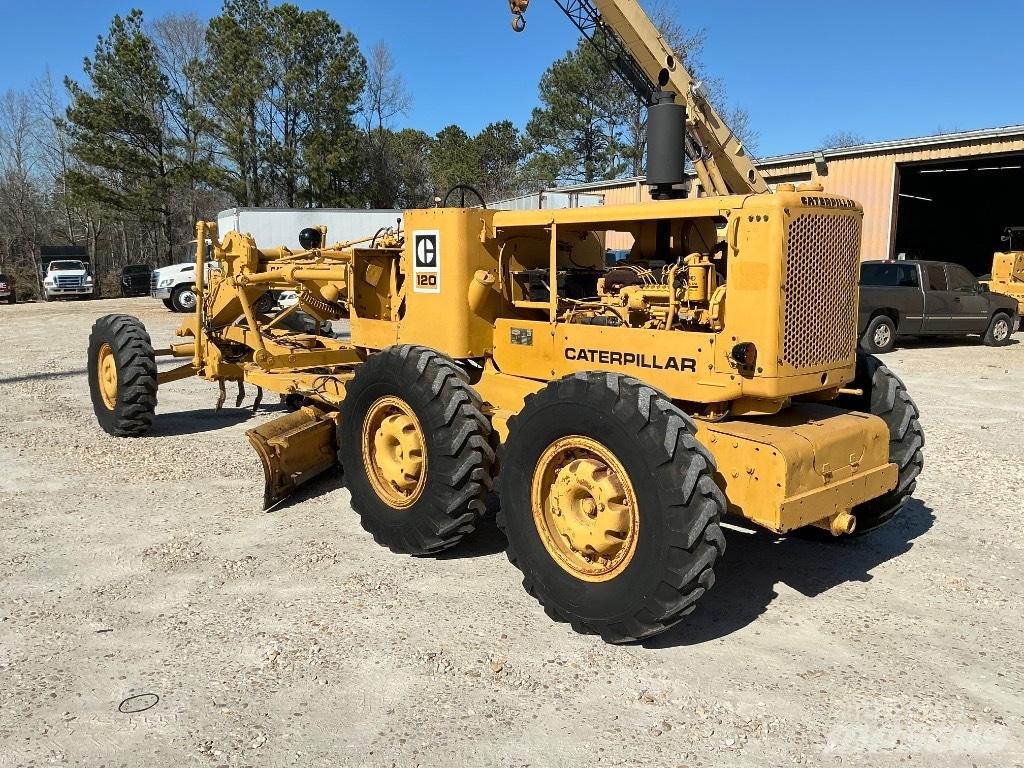 CAT 120 Grader