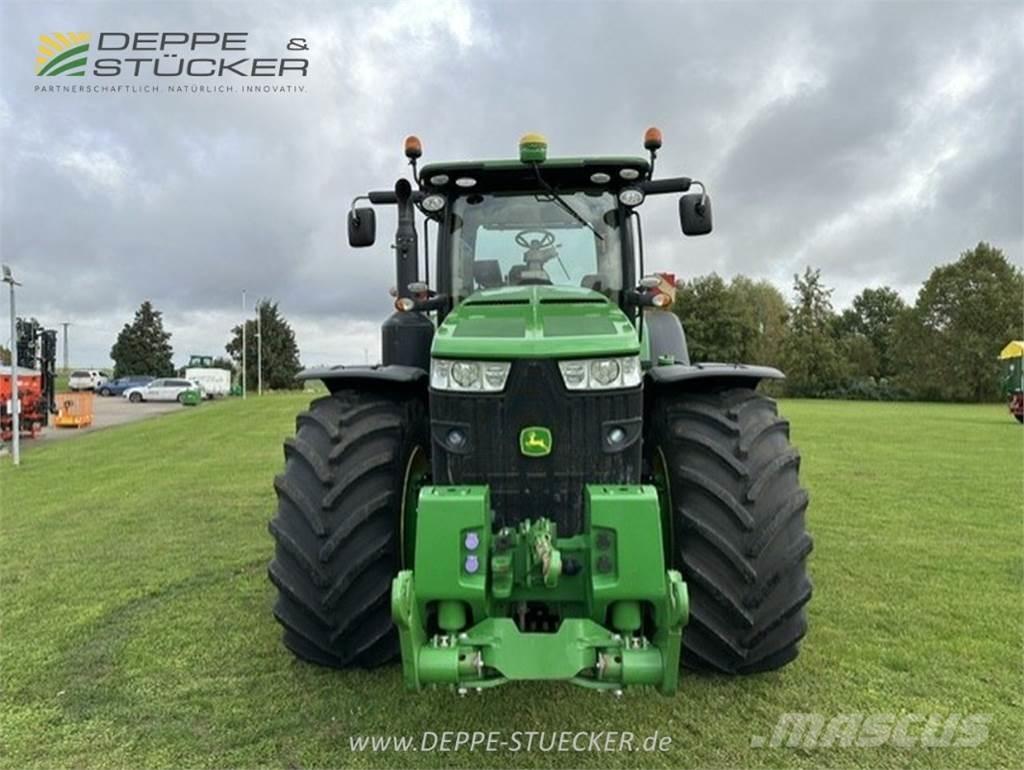 John Deere 8370R Traktoren