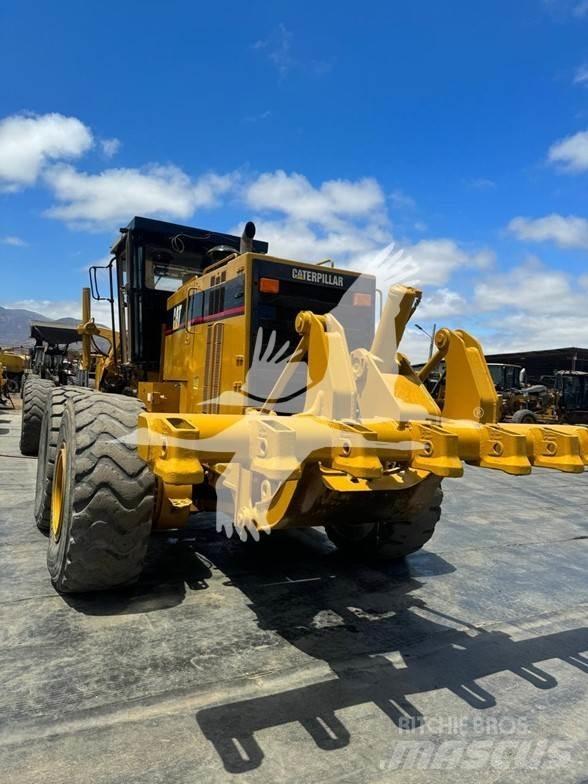 CAT 16H Grader