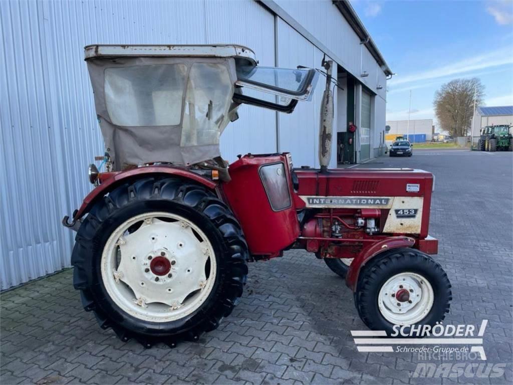 Case IH 453 Traktoren