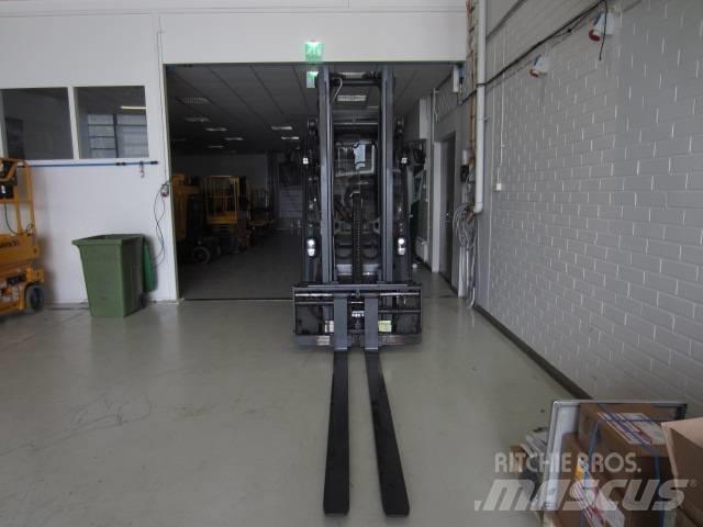 Linde E30H Elektrostapler