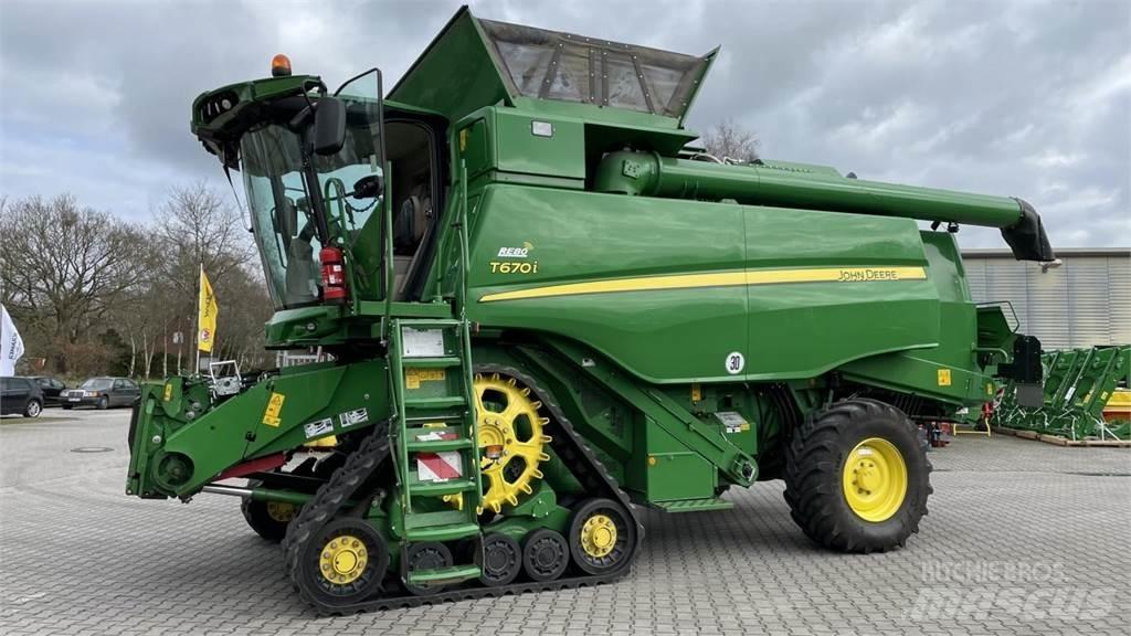 John Deere T660 Mähdrescher