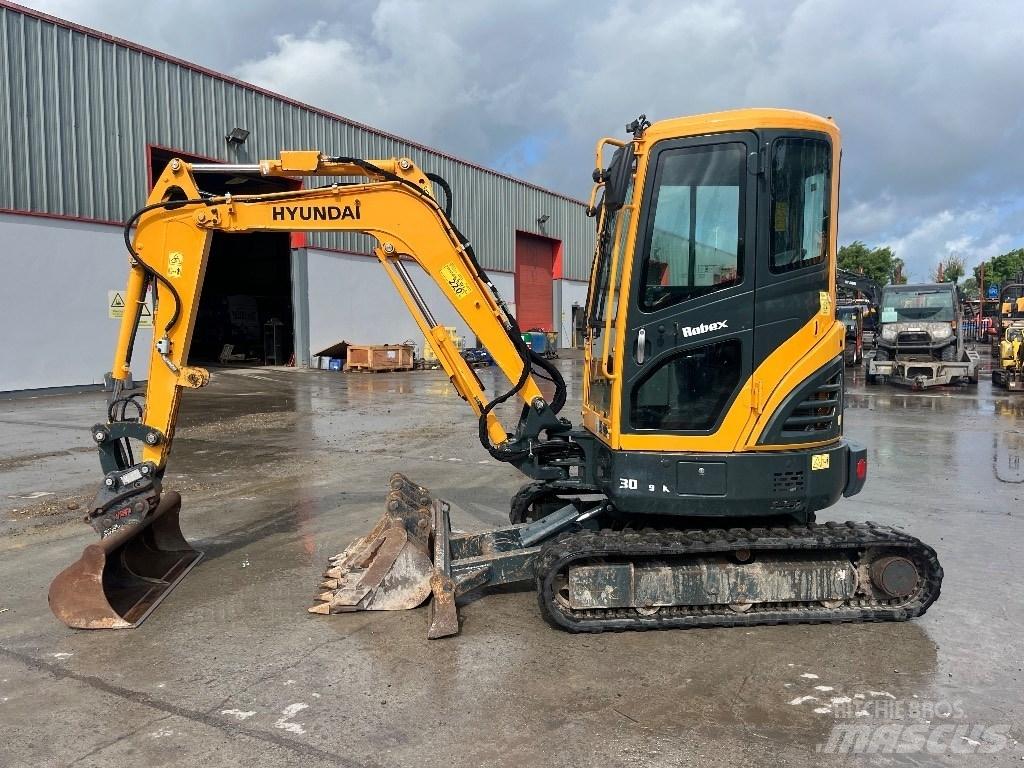 Hyundai R30 Z-9AK Minibagger < 7t