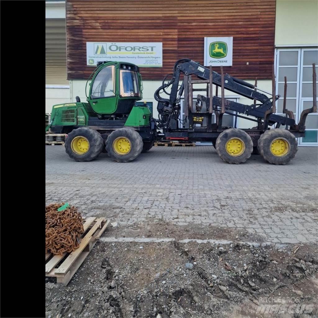 John Deere 1010 E Forwarder