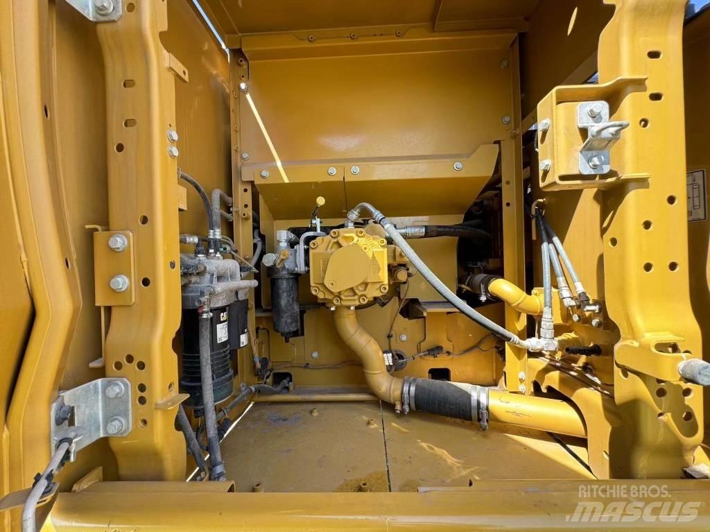 CAT 323GC Raupenbagger