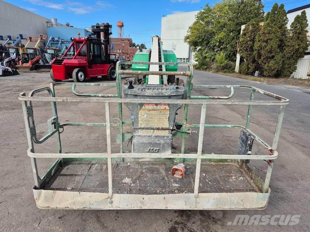 JLG 800 S Teleskopbühnen