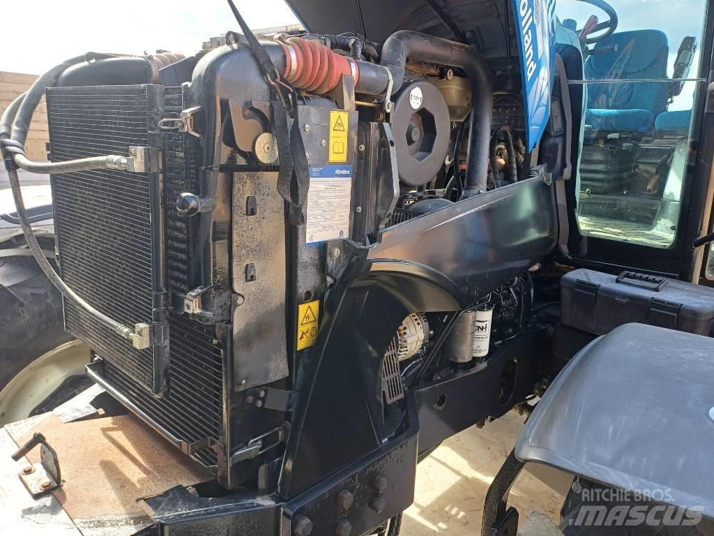 New Holland T7030AC Traktoren