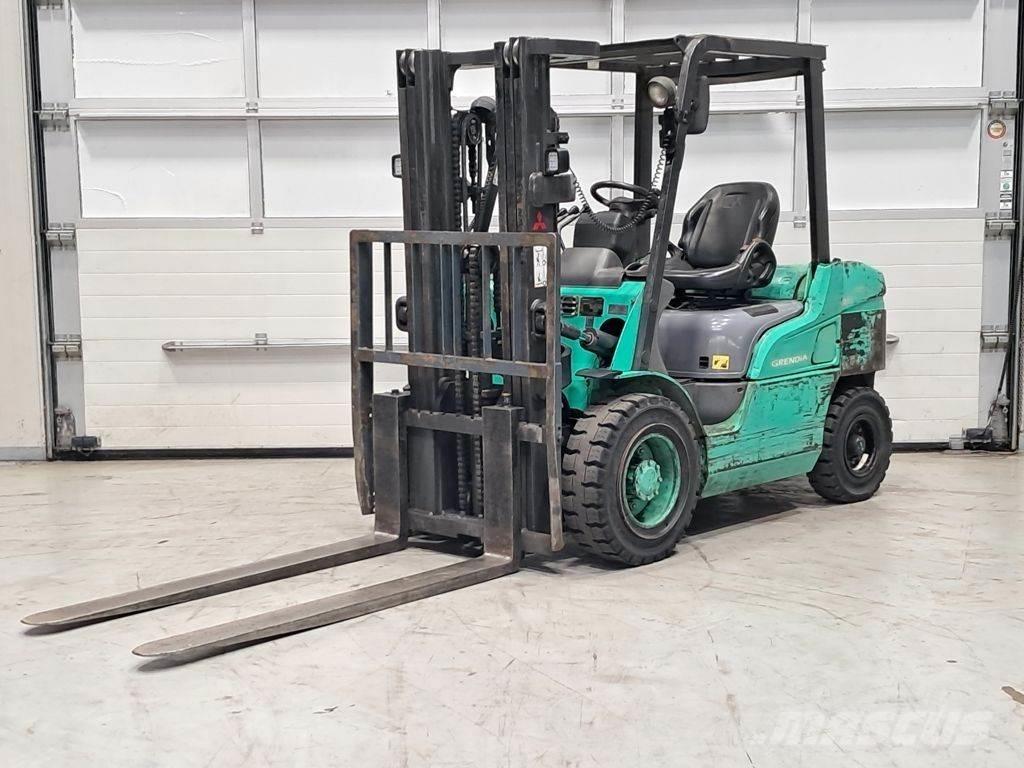 Mitsubishi FD30NT Dieselstapler