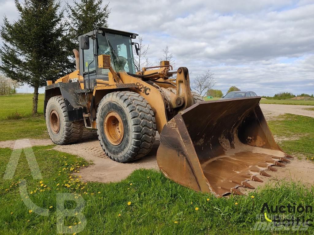 CASE 821 C Radlader