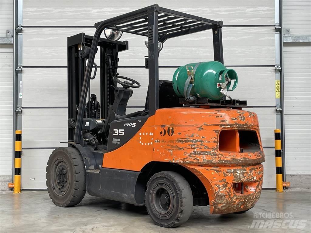 Doosan G35C-5 Gasstapler