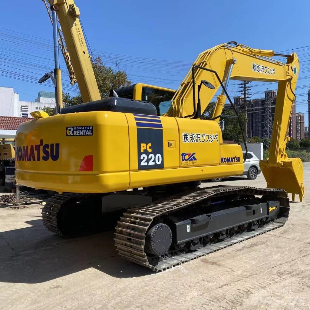 Komatsu PC 220-8 Raupenbagger