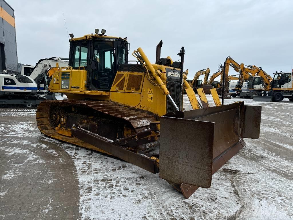 Komatsu D65PX-18 Bulldozer